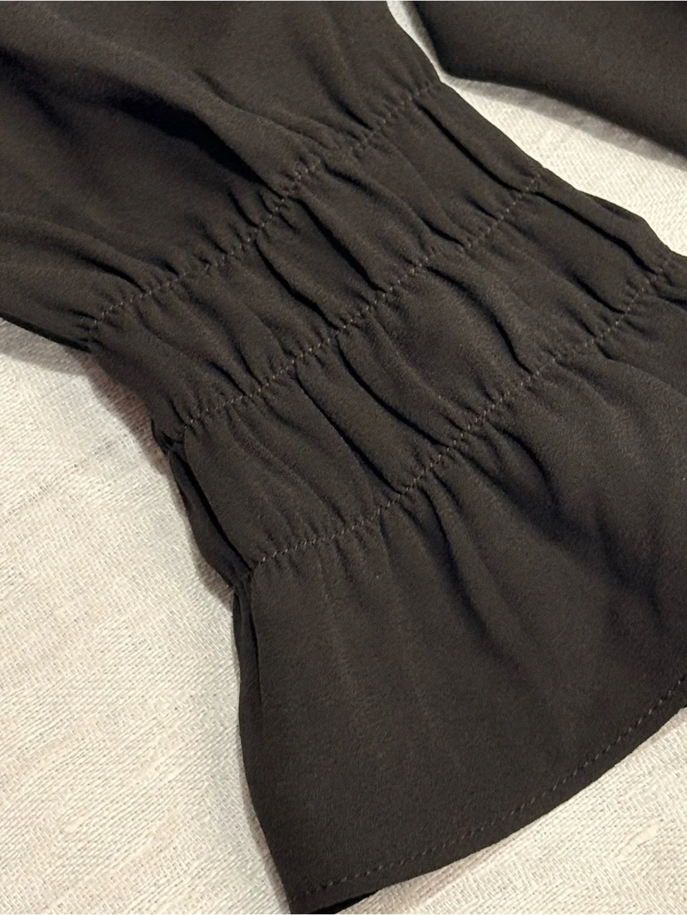 Ann Taylor Black Long-Sleeve Smocked Yoke Blouse medium - Picture 5 of 5
